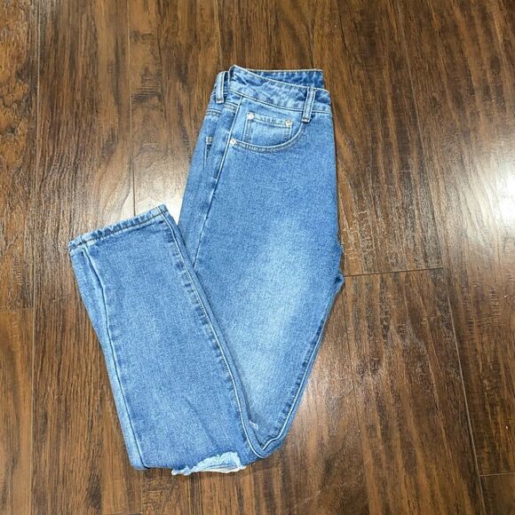 NWT Princess Polly HAYDEN KNEE RIP JEANS MID WASH DENIM - Picture 6 of 12